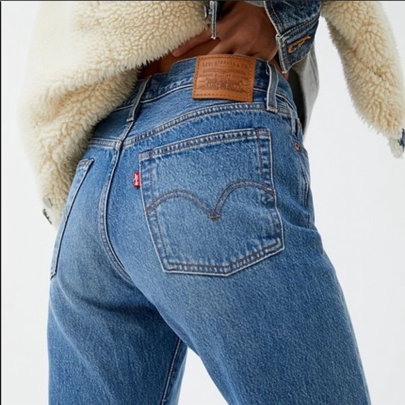 LEVI’S Wedgie Straight Jeans 25 Uncovered Truth - Picture 2 of 6